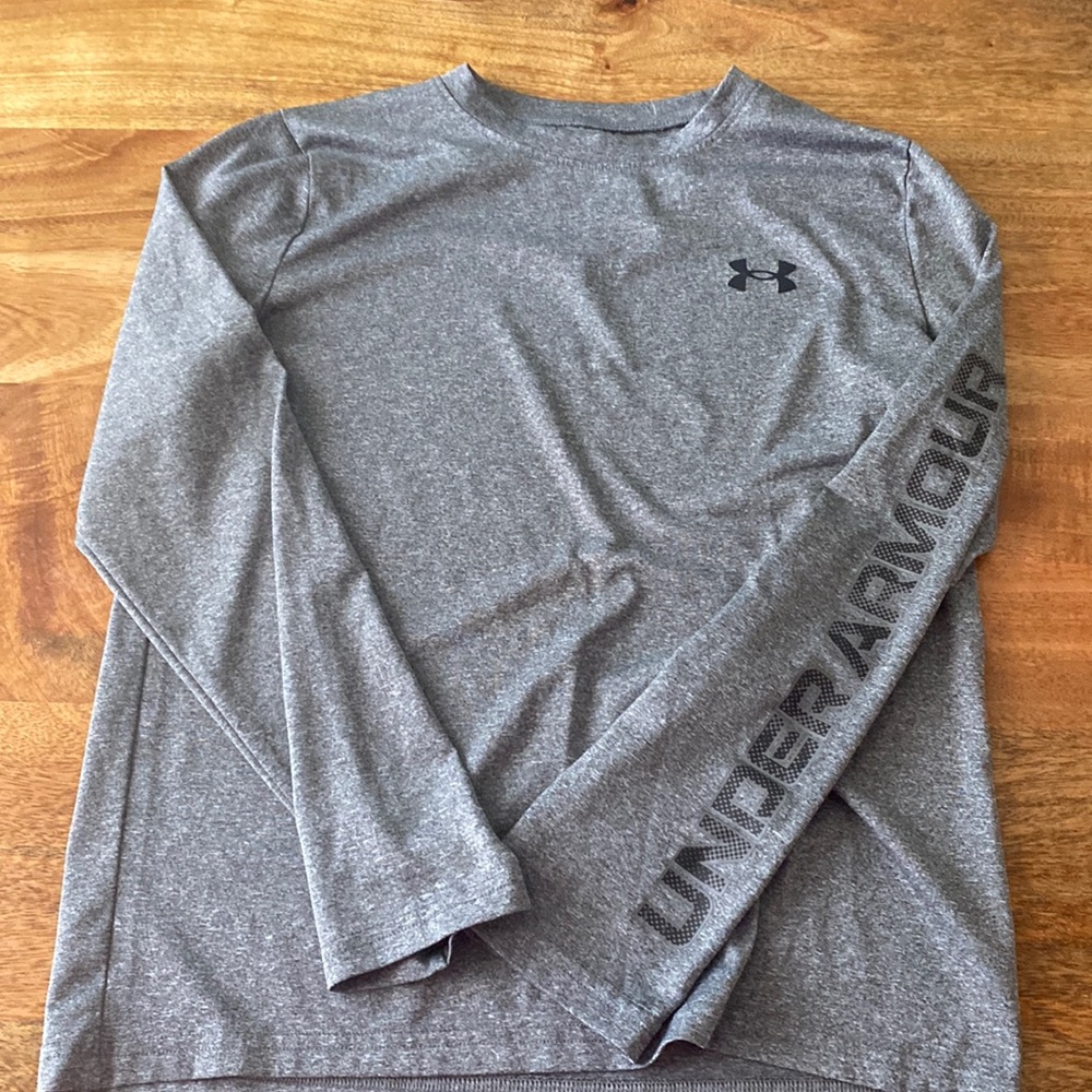 Under armour long sleeve Tshirt